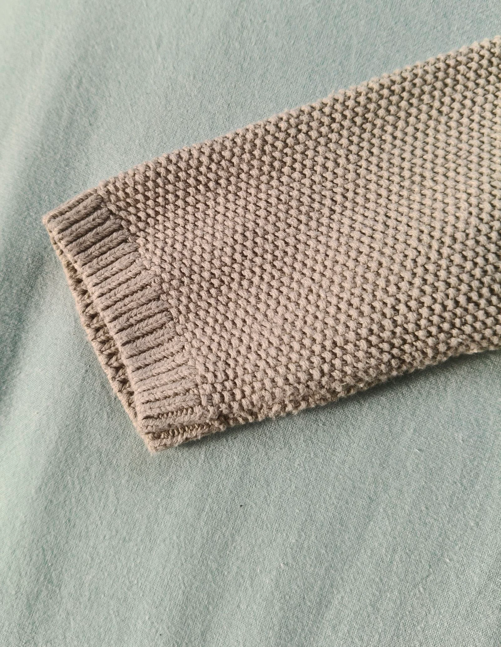 Conjunto de vestido cálido para niña C&A de punto verde caqui de 74 cm con legging blanco – photo 4